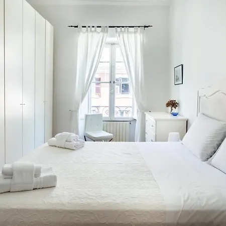 Sunny Flat Near Borghese * Roma