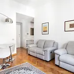 דירה Sunny Flat Near Borghese