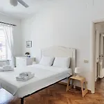 דירה Sunny Flat Near Borghese רומא