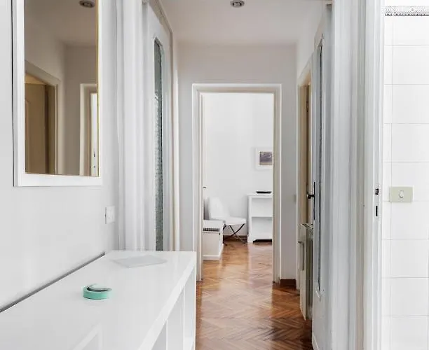 Sunny Flat Near Borghese Roma